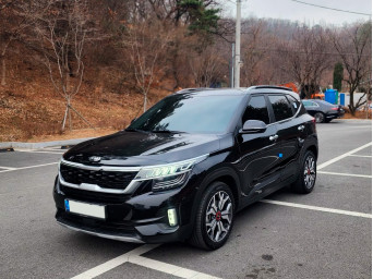 Kia Seltos Signature